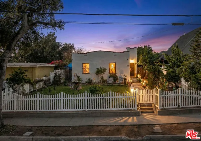 Homes for sale in Pasadena, CA | 1191 Sunset Ave, Pasadena, CA 91103 | MLS# 26646775