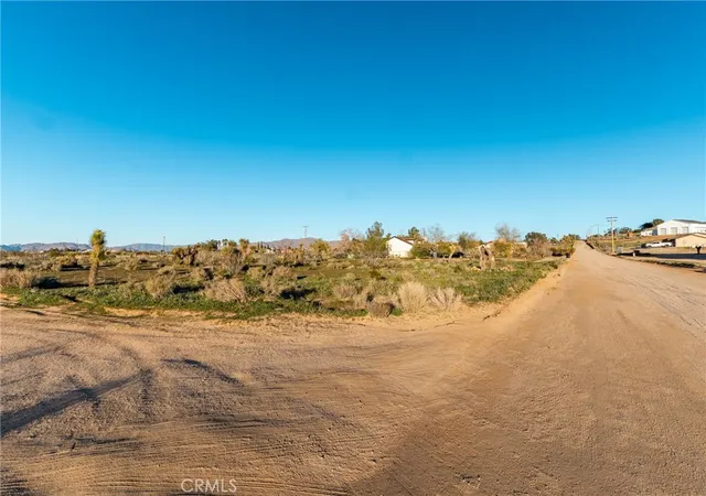 Photo 4 of Land for sale at 0 Moonbeam, Apple Valley, CA 92308 | MLS# SW26025295 | Listing updated on 2026-06-11