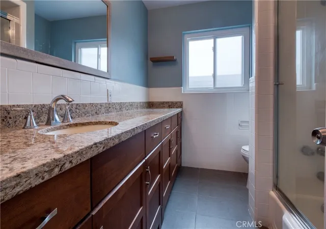 Homes for sale in Long Beach, CA | 1130 E 1St, Long Beach, CA 90802 | MLS# PW26020300