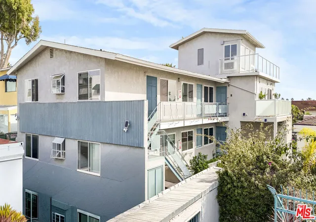 Homes for sale in Long Beach, CA | 16 38th Pl, Long Beach, CA 90803 | MLS# 26643731