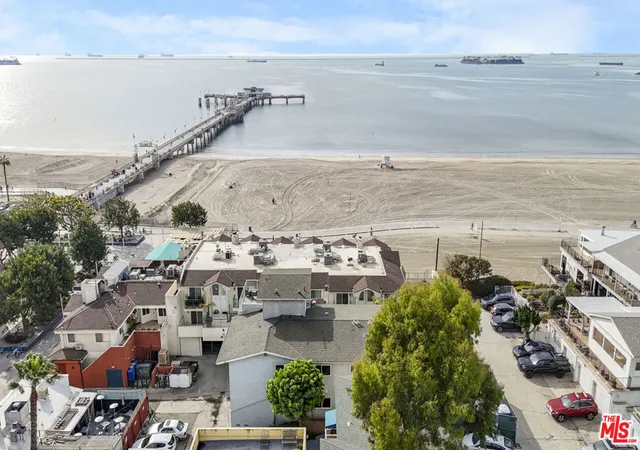 Homes for sale in Long Beach, CA | 16 38Th Pl, Long Beach, CA 90803 | MLS# 26643731