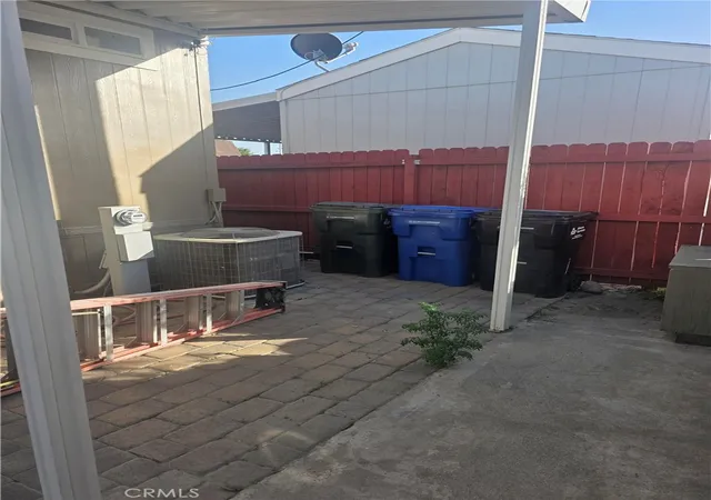 Photo 2 of Manufactured home for sale at 812 N Loren Ave #18, Azusa, CA 91702 | MLS# DW26025472 | Listing updated on 2026-09-22