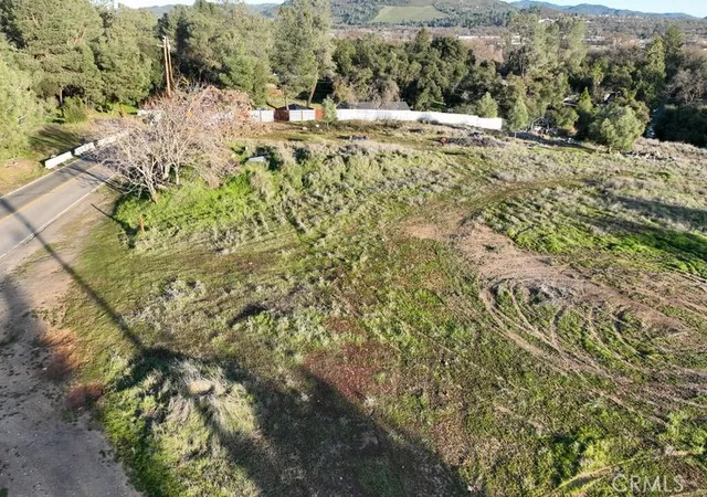 3rd image of 3150 Ciwa, Clearlake, CA 95422 | MLS# LC26025639
