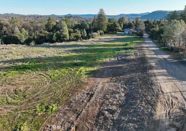 4th image of 3150 Ciwa, Clearlake, CA 95422 | MLS# LC26025639