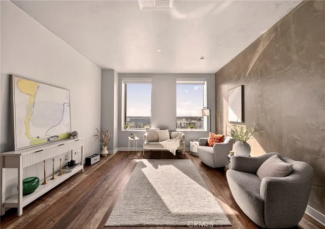 Listing Photo 1 - Condo for sale in The Mercury Condominiums located at 3810 Wilshire Blvd, Los Angeles, CA 90010 - Unit #909