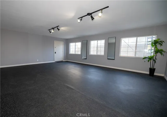 32nd image of 5050 Coldwater Canyon #102, Sherman Oaks, CA 91423 | MLS# SR26025138