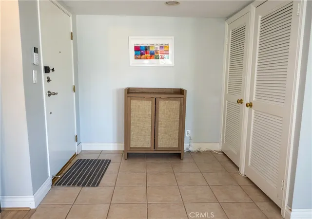 4th image of 5050 Coldwater Canyon #102, Sherman Oaks, CA 91423 | MLS# SR26025138