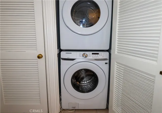 5th image of 5050 Coldwater Canyon #102, Sherman Oaks, CA 91423 | MLS# SR26025138