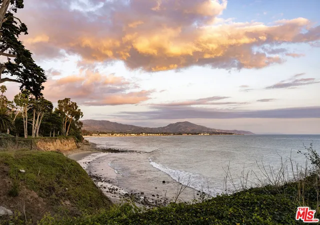 Homes for sale in Carpinteria, CA | 3055 A Padaro Ln, Carpinteria, CA 93013 | MLS# 26646901