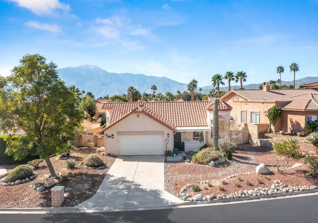 Homes for sale in Desert Hot Springs, CA | 64673 Pinehurst Cir, Desert Hot Springs, CA 92240 | MLS# 219142661DA