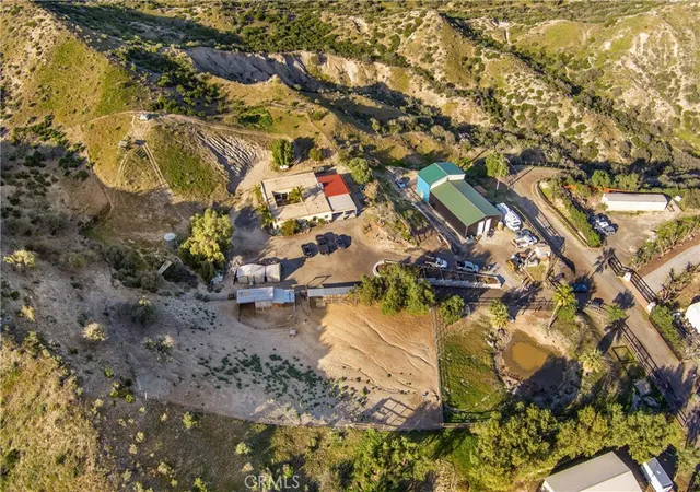 Photo 2 of Single family home for sale at 16950 Solana Ln, Canyon Country, CA 91351 | MLS# SR26025236 | Listing updated on 2026-03-18