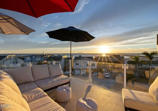 1st image of 105 Malibu Ave, Oxnard, CA 93035 | MLS# V1-34475