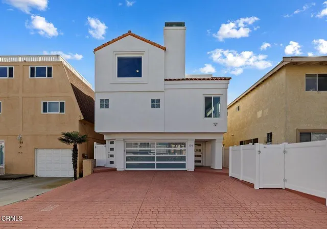 3rd image of 105 Malibu Ave, Oxnard, CA 93035 | MLS# V1-34475