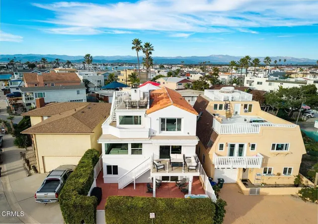 5th image of 105 Malibu Ave, Oxnard, CA 93035 | MLS# V1-34475