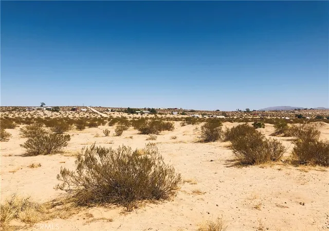 Homes for sale in 29 Palms, CA | 2 Kachina Dr, 29 Palms, CA 92277 | MLS# JT26026181