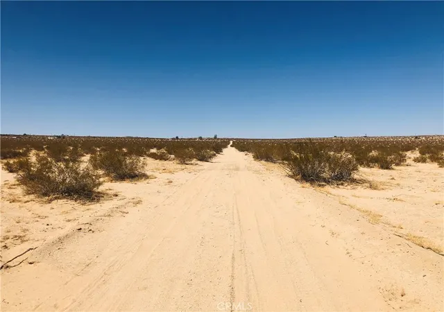 Homes for sale in 29 Palms, CA | 2 Kachina Dr, 29 Palms, CA 92277 | MLS# JT26026181