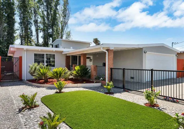 2nd image of 28315 Rochelle Ave, Hayward, CA 94544 | MLS# 41122993
