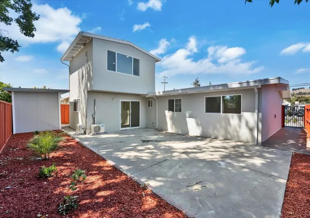 4th image of 28315 Rochelle Ave, Hayward, CA 94544 | MLS# 41122993