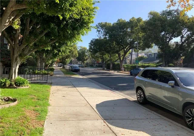 4th image of 409 Burchett #220, Glendale, CA 91203 | MLS# TR26025494