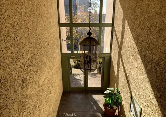 5th image of 409 Burchett #220, Glendale, CA 91203 | MLS# TR26025494