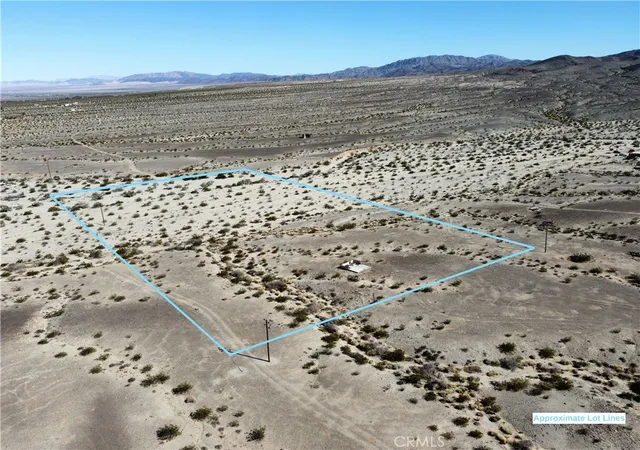 Homes for sale in 29 Palms, CA | 5 Sullivan Rd, 29 Palms, CA 92277 | MLS# JT26026252