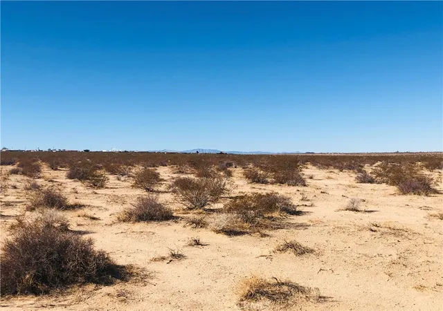 Homes for sale in 29 Palms, CA | 1 Todd Ln, 29 Palms, CA 92277 | MLS# JT26026262