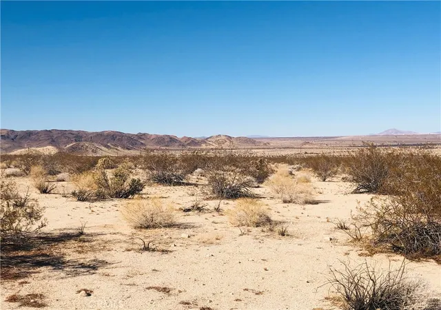 Homes for sale in 29 Palms, CA | 5 Appian Wy, 29 Palms, CA 92277 | MLS# JT26026270