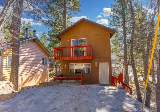 Homes for sale in Running Springs, CA | 33061 Bluebird, Running Springs, CA 92382 | MLS# PW26024837