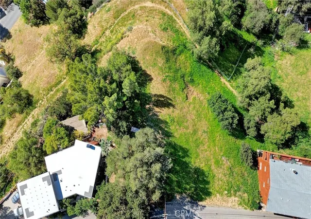 Photo 3 of Land for sale at 4327 Camello Rd, Woodland Hills, CA 91364 | MLS# SR26025763 | Listing updated on 2026-06-17