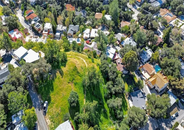 Photo 3 of Land for sale at 4327 Camello Rd, Woodland Hills, CA 91364 | MLS# SR26025763 | Listing updated on 2026-06-17