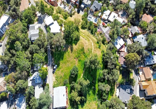 Photo 4 of Land for sale at 4327 Camello Rd, Woodland Hills, CA 91364 | MLS# SR26025763 | Listing updated on 2026-06-17