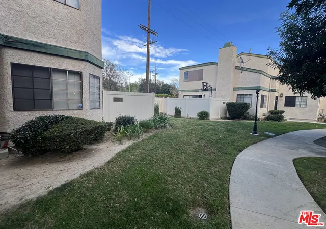 Homes for sale in Northridge, CA | 19620 Roscoe Blvd #D, Northridge, CA 91324 | MLS# 26645749