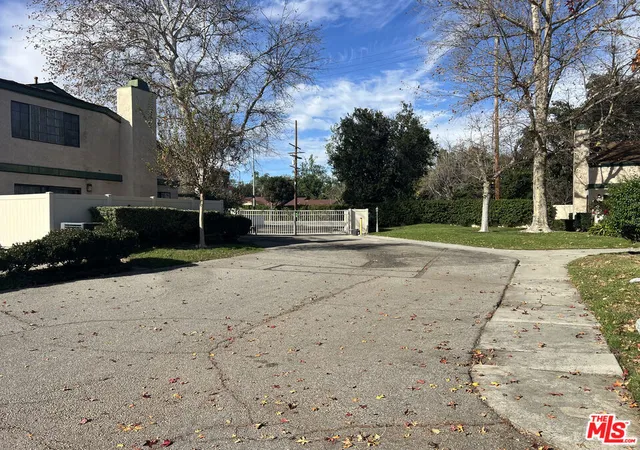 Homes for sale in Northridge, CA | 19620 Roscoe Blvd #D, Northridge, CA 91324 | MLS# 26645749