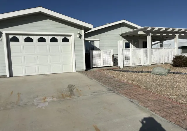 Photo 1 of Manufactured home for sale at 38595 Cmns Valley Dr, Palm Desert, CA 92260 | MLS# 219142694DA | Listing updated on 2026-09-09