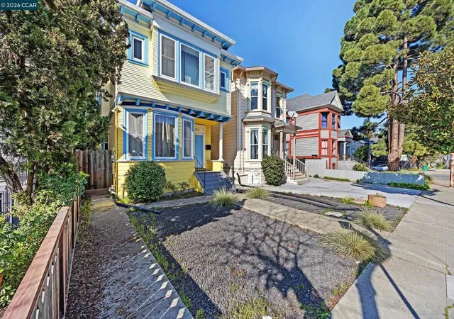 2nd image of 1923 West St, Oakland, CA 94612 | MLS# 41123015