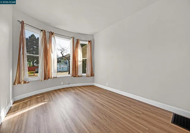 5th image of 1923 West St, Oakland, CA 94612 | MLS# 41123015