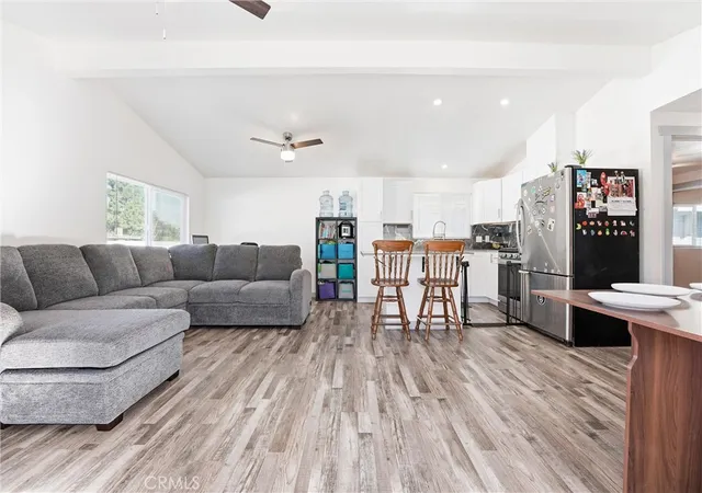 4th image of 327 W Wilson #107, Costa Mesa, CA 92627 | MLS# OC26025864