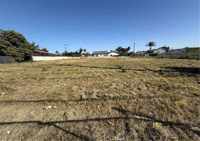 Photo 1 of Land for sale at 12650 S Western Ave, Los Angeles, CA 90047 | MLS# DW26026424 | Listing updated on 2026-07-13
