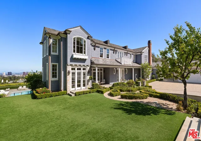 2nd image of 1676 Alta Mura Rd, Pacific Palisades, CA 90272 | MLS# 26647569