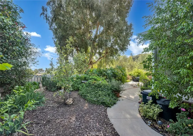 Photo 2 of Manufactured home for sale at 24425 Woolsey Cyn Rd #165, Canoga Park, CA 91304 | MLS# SR26026546 | Listing updated on 2026-10-01