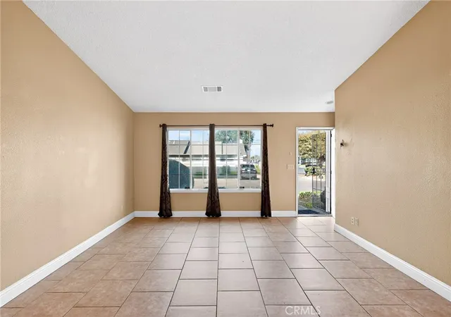 Photo 3 of Condo for sale at 1754 Merced, Merced, CA 95341 | MLS# MC26026210 | Listing updated on 2026-10-01