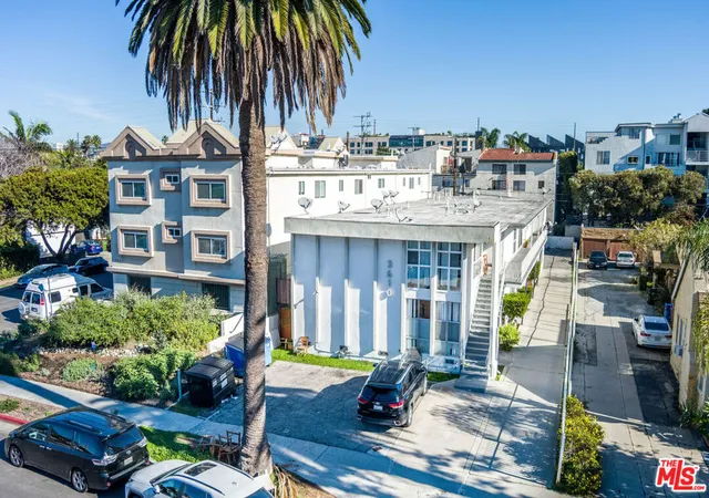 2nd image of 3610 Westwood Blvd, Los Angeles, CA 90034 | MLS# 26647417