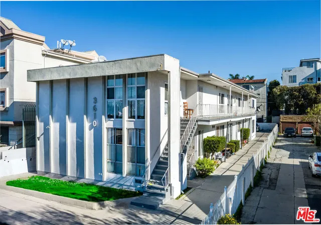 3rd image of 3610 Westwood Blvd, Los Angeles, CA 90034 | MLS# 26647417