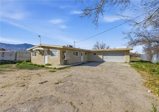 Homes for sale in Lucerne Valley, CA | 10380 Baker Rd, Lucerne Valley, CA 92356 | MLS# HD26026877