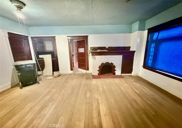 4th image of 860 W 54Th, Los Angeles, CA 90037 | MLS# WS26024321