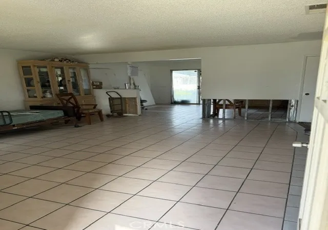 Photo 2 of Sale Pending at 25286 Old Farm, Moreno Valley, CA 92553 | MLS# DW26026358 | Listing updated on 2026-09-29