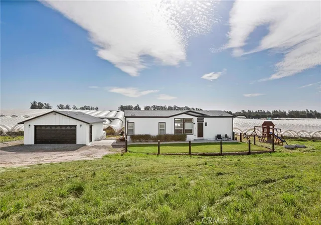 Homes for sale in Arroyo Grande, CA | 2085 Westhampton Dr, Arroyo Grande, CA 93420 | MLS# PI26026895
