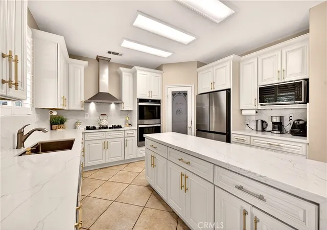 Photo 2 of Single family home for sale at 17388 Hawkwood, Riverside, CA 92503 | MLS# SW26026865 | Listing updated on 2026-10-07