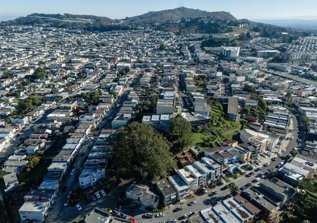 1st image of 1 Head St, San Francisco, CA 94112 | MLS# ML82033915
