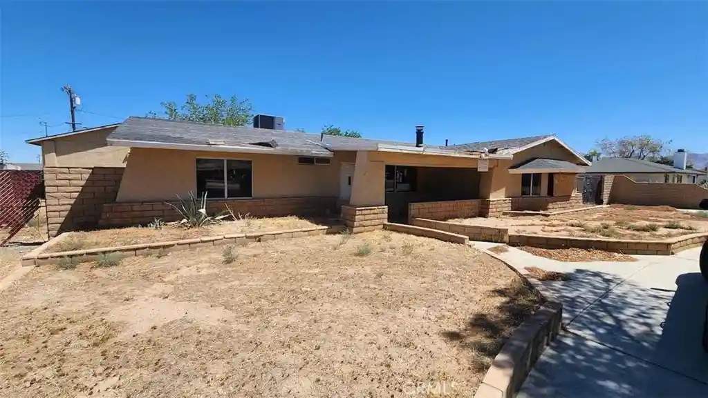 Photo 1 of Sale Pending at 22330 Miramot Rd, Apple Valley, CA 92308 | MLS# IV26026077 | Listing updated on 2026-08-28